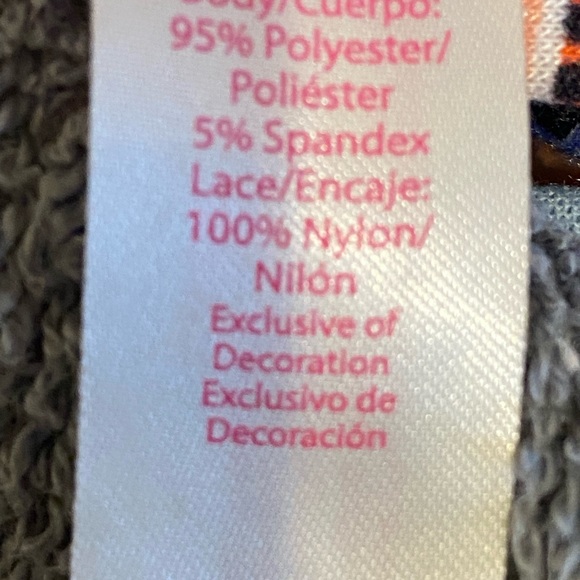 Plus size tops - Picture 6 of 13